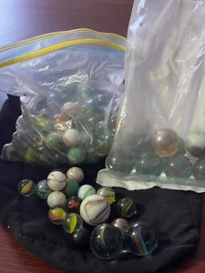 Lot de 120 marbres vintage assortis verre, agate, scories, Peltier, CAC, tourbillons, - Photo 1/4