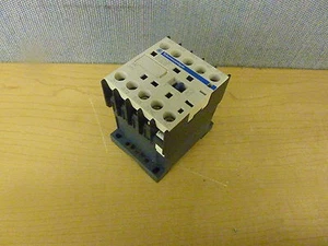 Bobina de contactor Telemecanique LP1K06-01BD3 20A 24 VDC (13854) - Imagen 1 de 4