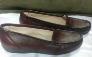 SAS Simplify Women's sz 8 N Antique Wine Cordovan Leather Slip On Loafers Shoe - Picture 1 of 4