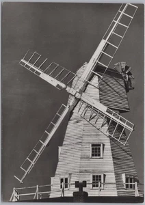 The Windmill at Rye Sussex, Inglaterra, c1960s RPPC - Imagen 1 de 2