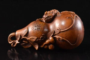 F9287: Japanese Wooden GOURD Water bottle Lucky Items FROG STATUE sculpture - Picture 1 of 8