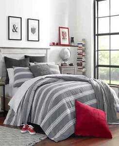 $220 NAUTICA Craver Twin / Twin XL 2 PC Comforter Set Grey White - Picture 1 of 3