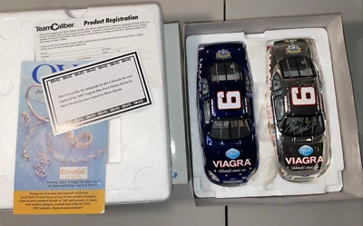Mark Martin # 6 2005 Viagra pacote com dois carros autografado calibre equipe 1/24 RARO! - Imagem 1 de 4