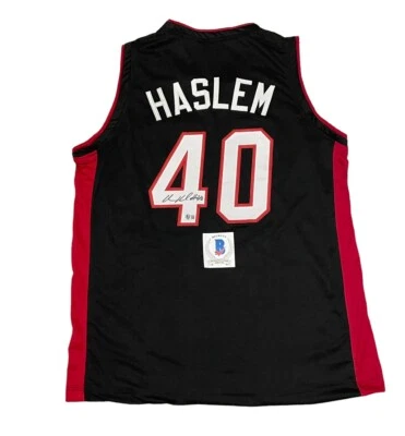 Camiseta firmada por Udonis Haslem Miami Heat baloncesto autografiada automática Beckett  Foto 1 de 2