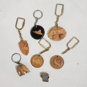 Vintage Keychain Set Natural Wooden Hand Carved Kiwi Birds, Elephant, Key Rings - Imagen 1 de 6