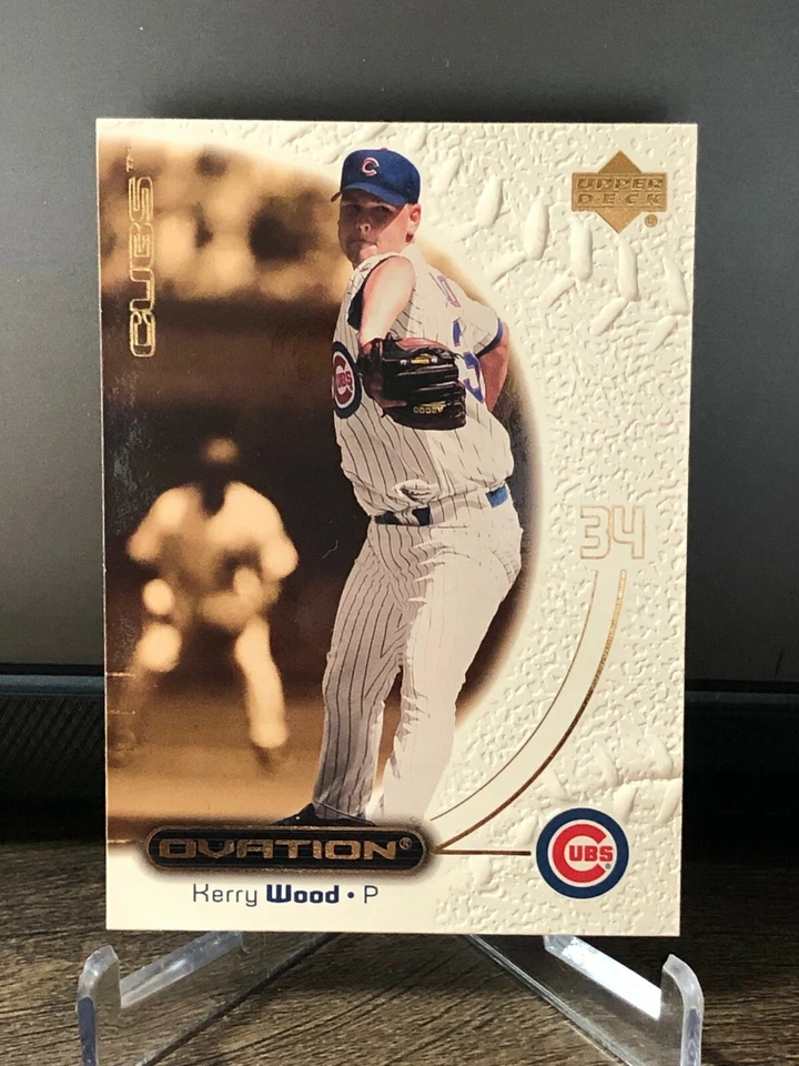 2001 Upper Deck Ovation KERRY WOOD base card #37 CHICAGO CUBS - Image 1 of 1