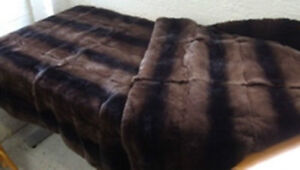 BRAND NEW DOUBLE SIDED BROWN REX RABBIT FUR BLANKET THROW SIZE 2.5 METER BY 1