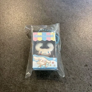 Llavero Sanrio Cinnamoroll caja de chocolate sin usar, en caja, raro coleccionable, - Imagen 1 de 2