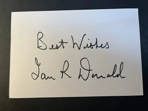 IAN R DONALD - FORMER MANCHESTER UNITED FOOTBALLER - SIGNED WHITE CARD - Picture 1 of 1