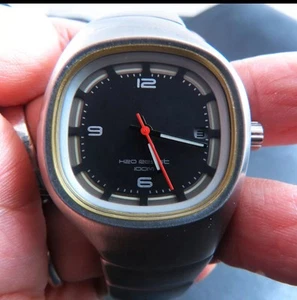 Rare Nike Triax Armored H2O 100M Special Shape Quartz Men Watch Vintage Y2K - Imagen 1 de 4