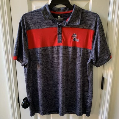 Polo de manga corta gris/rojo con logotipo de Ole Miss Rebels para hombre talla grande Foto 1 de 4