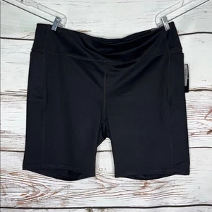 "Pantalones cortos de motociclista Torrid NWT CON ETIQUETAS 4 negros que absorben la humedad suavizantes tiro alto 9"" entrepierna" - Imagen 1 de 3