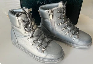 Emu Sheepskin Leather Waterproof Boots Silver Size 8 New - Picture 1 of 6