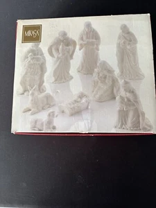 Mikasa Fine Porcelin 9 Piece Nativity Set FK020-930 New Open Box-Excellent Cond. - Picture 1 of 11