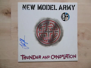 Justin Sullivan Autogramm signed LP-Cover "New Model Army - Thunder and " Vinyl - Picture 1 of 1
