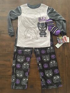 Boys Marvel Black Panther Pajama Set with Cozy Socks Gray Size S