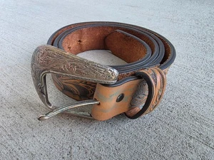 "Cinturón occidental de cuero Ariat Tooled - XL - 50"" - Hebilla grabada en tono plateado" - Imagen 1 de 8