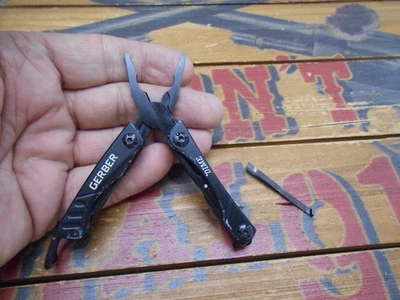 Gerber Dime Multi Tool Pliers Knife Scissors Etc. Black - Image 1 of 4