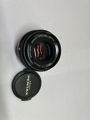 Pentax Asahi 50mm f/1.7 Manual Focus Lens Japan Made - Image 1 of 2