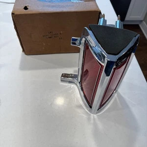 NOS New Ford D6VY-13404-A 1975-1978 Lincoln Continental RH Tail Light Lamp  - Picture 1 of 14