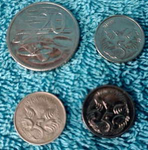 Australien Münzen x 4, 1966,1999,2001,2011 - Bild 1 von 2
