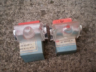 SIMCA 1300/1500 PAR DE LENTES FRONTALES TRANSPARENTES INDICADOR/MARCADOR DE POSICIÓN. Foto 1 de 2