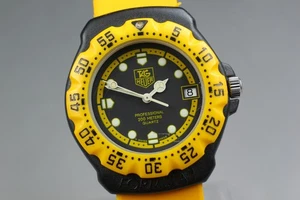 [Near MINT] Vintage Tag Heuer 380.513/1 Black & Yellow Date Quartz Men's watch - Picture 1 of 10