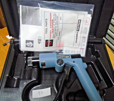 Cherry hand hydraulic riveter G750 NEW Unused and Boxed - Image 1 of 4