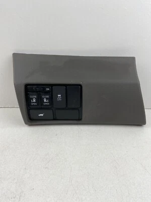 2011 2012 Honda Odyssey Rear Sliding Door With Hatch Gate Control Button Switch - Imagem 1 de 3