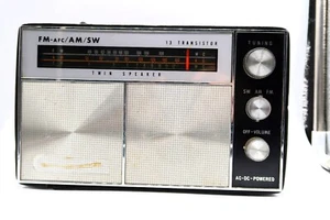 Radio Portátil Transistor Ross FM-AFC/AM/SW 13 De Colección Mediados de Siglo RE-1915-N Reparación - Imagen 1 de 20