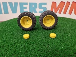 UM643J_AV - 2 jantes avant + 2 pneus large JOHN DEERE 8R410 jaune - UniversMi... - Imagen 1 de 3