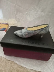 aufwendiger Wandteppich von raine Artikel 25087 - Bild 1 von 3