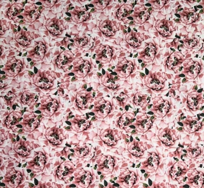 Tela textil David floral de flores rosas empaquetadas por 1/2 yarda Forever Fashion Foto 1 de 3