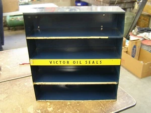 Original Victor Oil Seals Cabinet Sign Advertising Ford Chevrolet GM Dodge nos - Picture 1 of 9