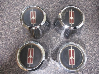 Juego de tapas centrales de rueda Oldsmobile Cutlass 442 1973-1987 OEM Foto 1 de 4