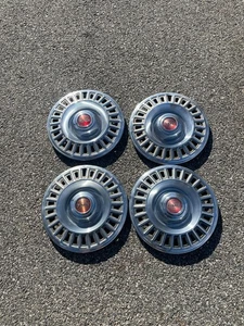 Factory 1967 1968 Pontiac Bonneville Firebird 14 inch hubcaps wheel covers - Picture 1 of 24