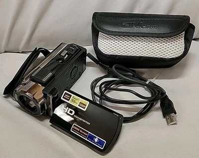 HDV-604S Digital HD Video Camera 1080P  With Battery, Charging Cable, and Case - Image 1 of 4