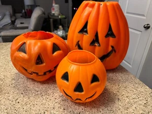 Vtg 1960’s Halloween Blow Mold Jack O Lantern Pumpkins Lot of 3 RARE HTF - Picture 1 of 2