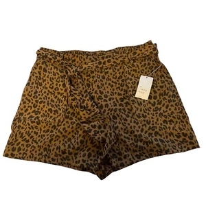 Pantalones cortos con cinturón de leopardo extra grande de New Day Woman - Imagen 1 de 8