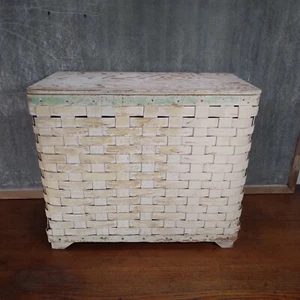 Antique White Painted Splint Wood Hinged Lid Small Hamper Basket 18" x 14" x 9" - Picture 1 of 10