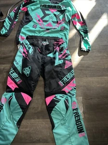 SHOT RACE GEAR MOTOCROSS PANTS + JERSEY SET 34" WAIST Size M Jersey Mint/pink - Picture 1 of 9