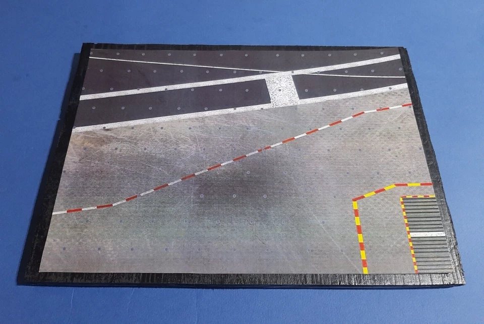 Carrier Deck 1/48 Diorama Base ( cm. 39,5x45,6x1 ) ready to use (A) - Immagine 1 di 2