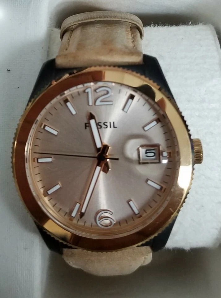 Fossil ES3777 Boyfriend Champagne Dial Tan Leather Strap Women's Watch - Image 1 of 1