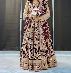 Asian Pakistani Bridal Wedding Dress Size 12 Sabyasachi Style Lehenga - Picture 1 of 12