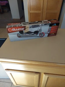 Razor A Kick Scooter Chrome Red Lightweight, Foldable, Aluminum Frame BRAND NEW - Picture 1 of 1