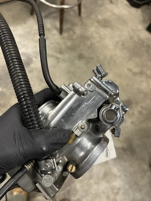 Carburador polido Mikuni HSR 42mm para Harley TWIN CAM 1999-2006 - Imagem 1 de 3