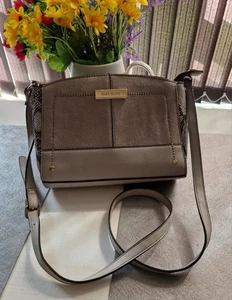 River Island Medium Crossbody Bag In Grey with Snake Print - Picture 1 of 5
