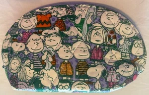 Vera Bradley Original Peanuts Peanut Pals Mini Dome Cosmetic Makeup Bag Exact - Picture 1 of 4