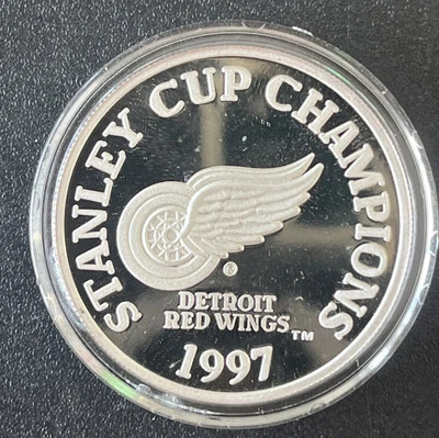 1997 Stanley Cup Champions Detroit Red Wings 999 Fine Silver (1439) - Image 1 of 3