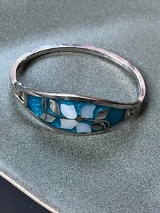 Blue Enamel w White Mother of Pearl Inlaid Flower Nonmagnetic Silver Hinged Bang - Picture 1 of 6